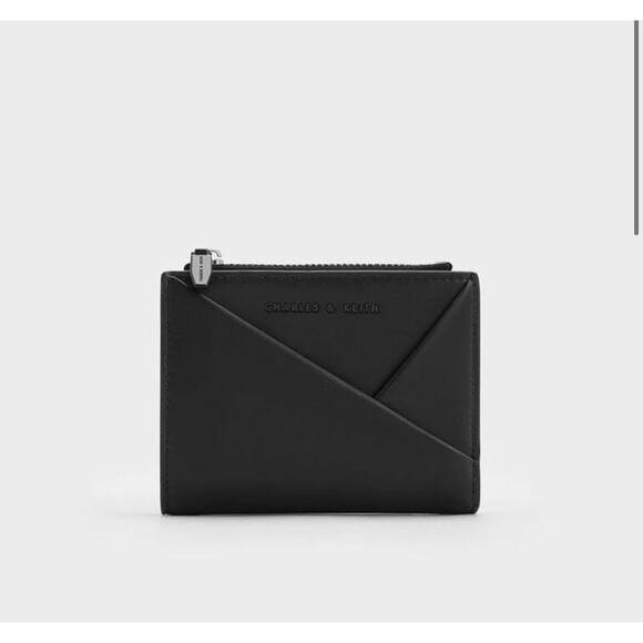 New Charles & Keith Midori Geometric Top Zip Wallet Noir Black Minimalist Preppy - Picture 3 of 15